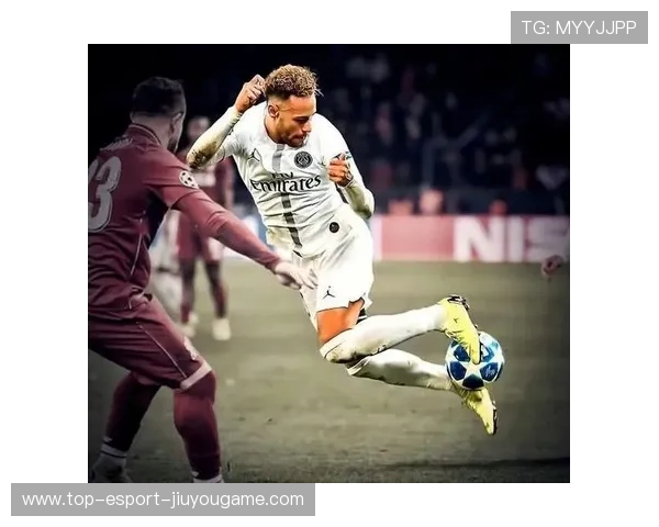 内马尔横向盘带制造混乱，足球场上的魔术师